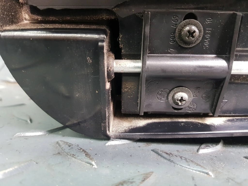 фото №9, Бардачок правий панелі приладової панелі пасажира 7 075 479 bmw e90 e91 przedlift