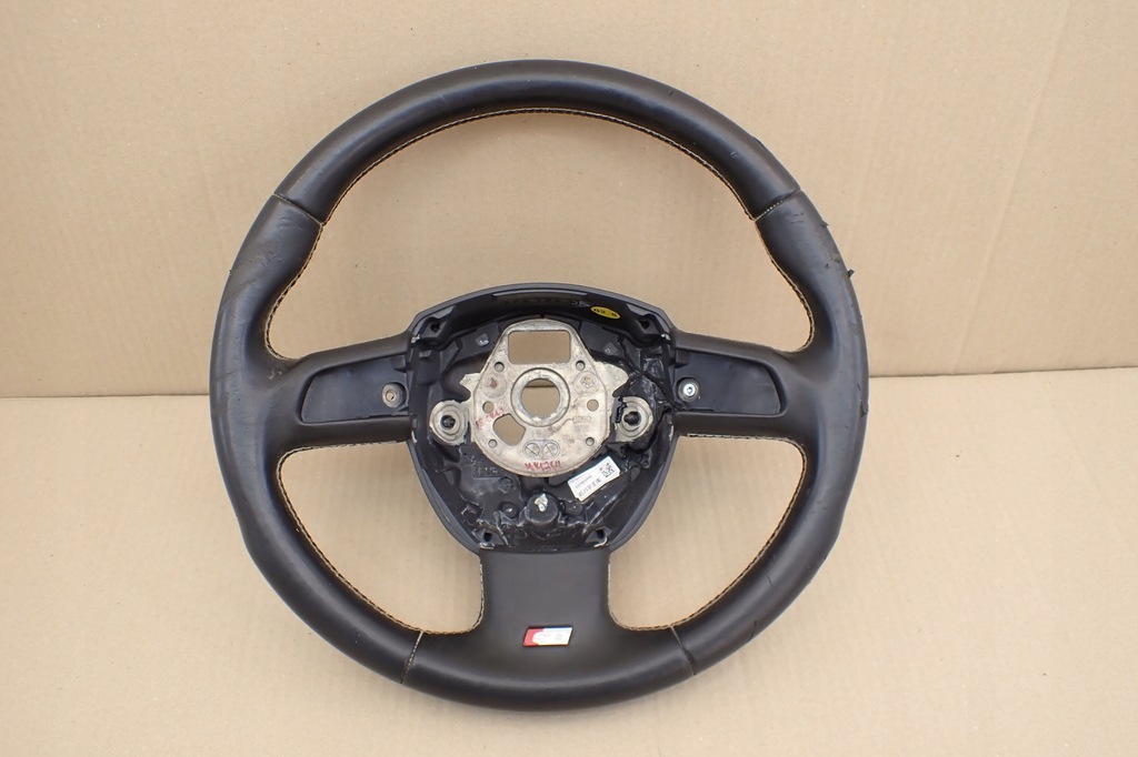 фото №10, Audi a8 s8 4e0 d3 повітропровід 3 спицевий шкіра подушка безпеки s8 пелюстки перемикання