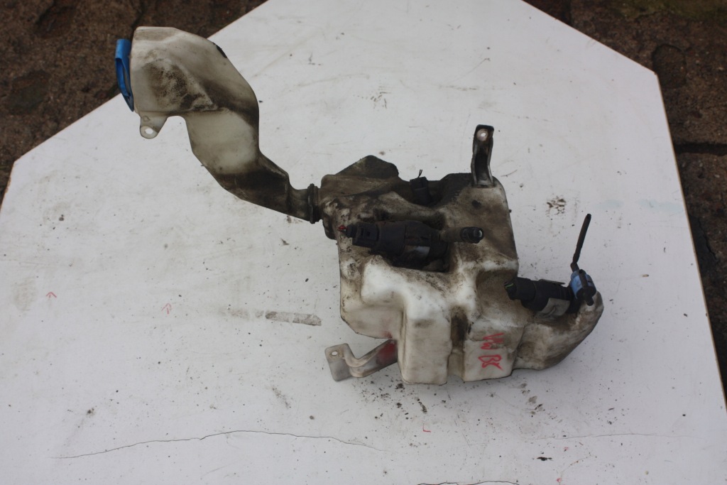 фото №1, Бак помпа омивача passat b5 fl 1,9 tdi