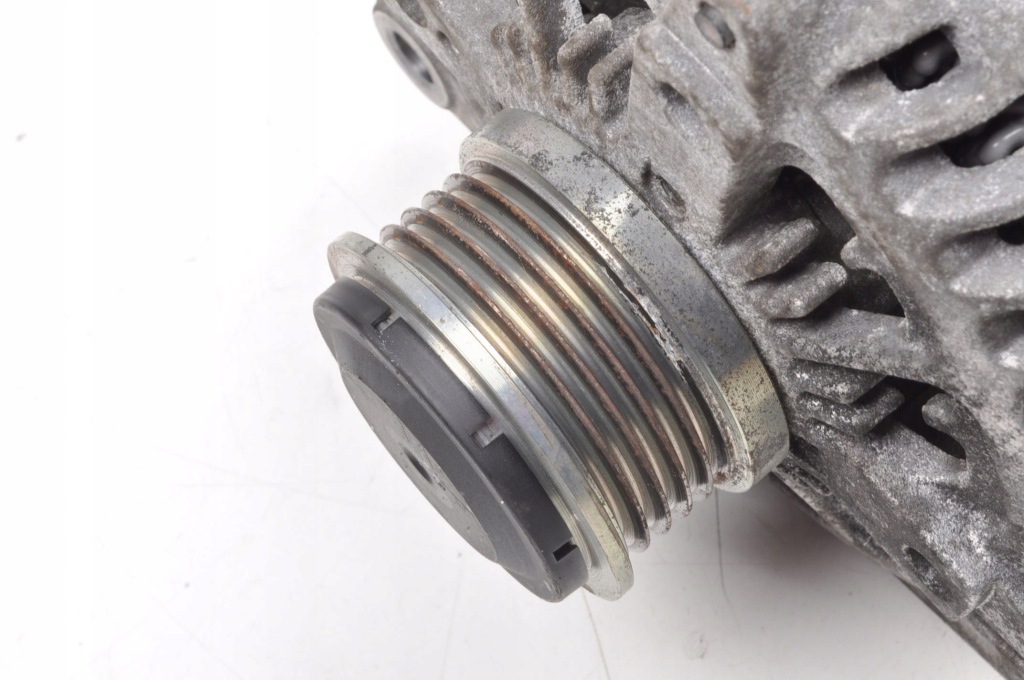 Jeep renegade 1.0 генератор 104211-1220 Цена