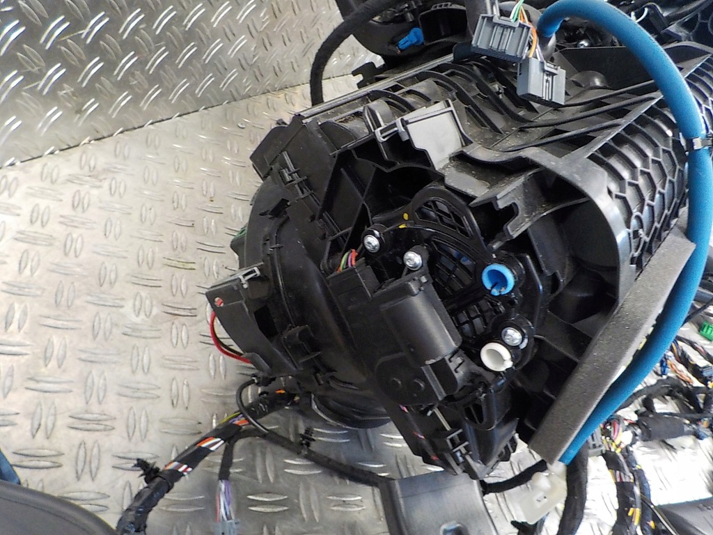 фото №8, Volvo xc40 17-21 обігрівач