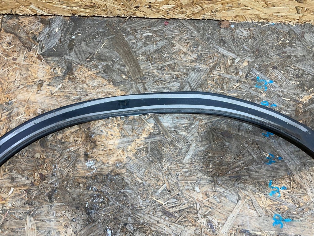 Mercedes gla 1 1 w156 x156 13-19 молдинг накладка на крыло  левое  перед с Разборки