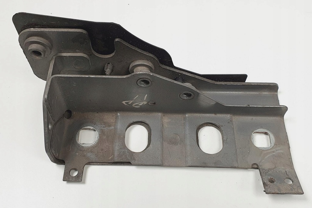 фото №2, Кронштейн крила правий перед discovery iv l319