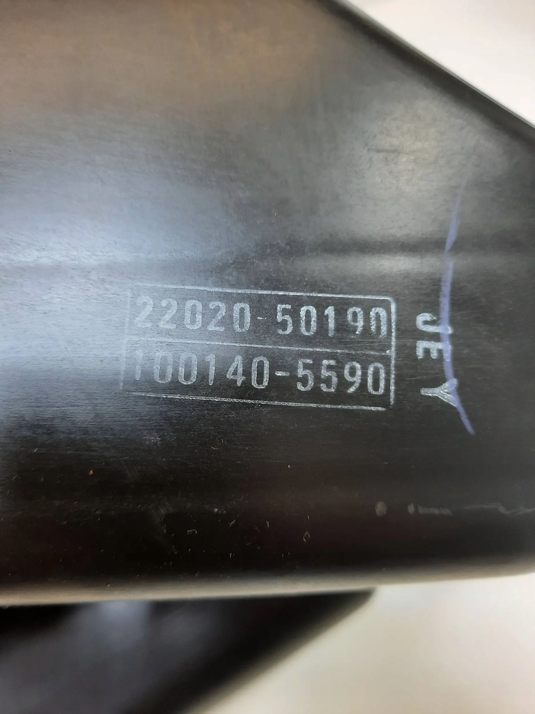 фото №8, Lexus ls 430 2004 корпус фільтра повітря ls430 lift