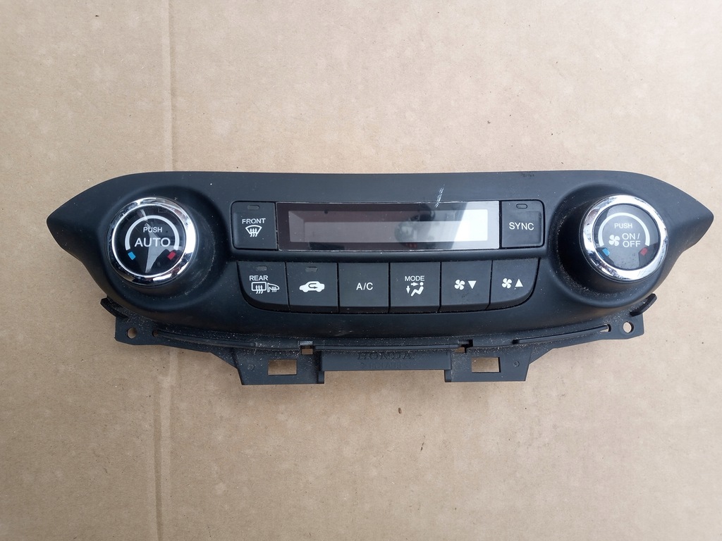 фото №1, Панель кондиционера honda chr 79600t1te611