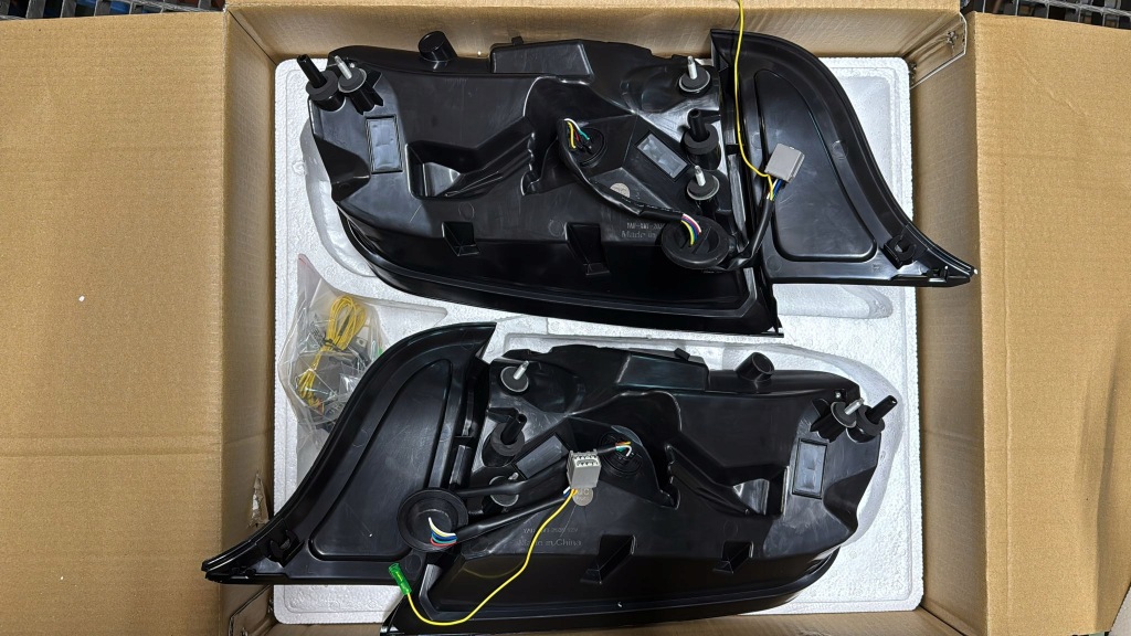 Фара ліхтарі  задні led vland тоновані європа ford mustang 2015-2023 Доставка