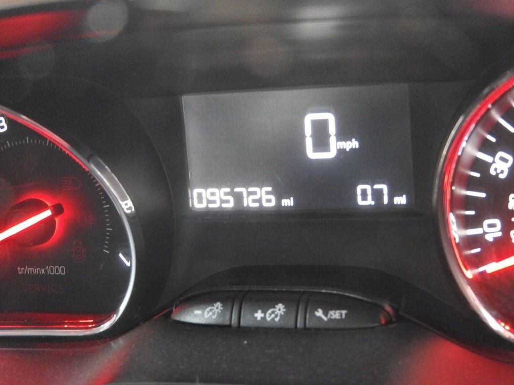 фото №8, Peugeot 208 i 12-18 1.2 vti двигатель hm01 10b208