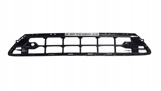 фото №1, Volvo xc-60 r-design 2017-2021 решітка бампера перед