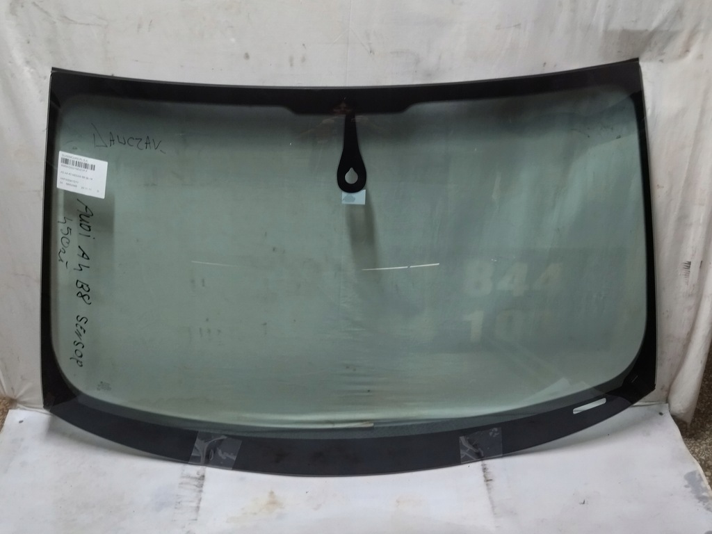 фото №1, Стекло передняя audi a4 b8 - датчик -