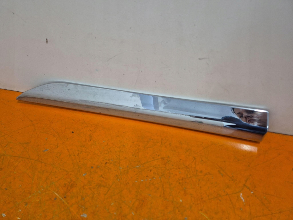 Купить Toyota rav4 v 18- молдинг дверь задний  правая задняя хром pw15642001