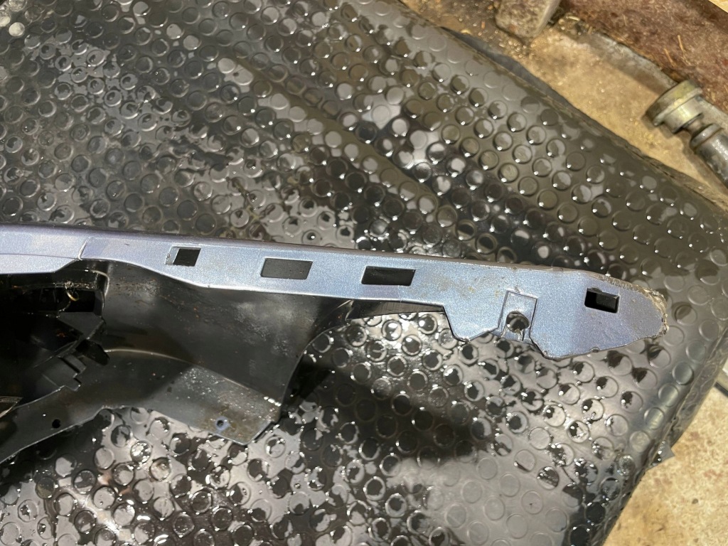 Renault clio 2 2 campus рестайлинг  06-09 бампер перед передний Цена