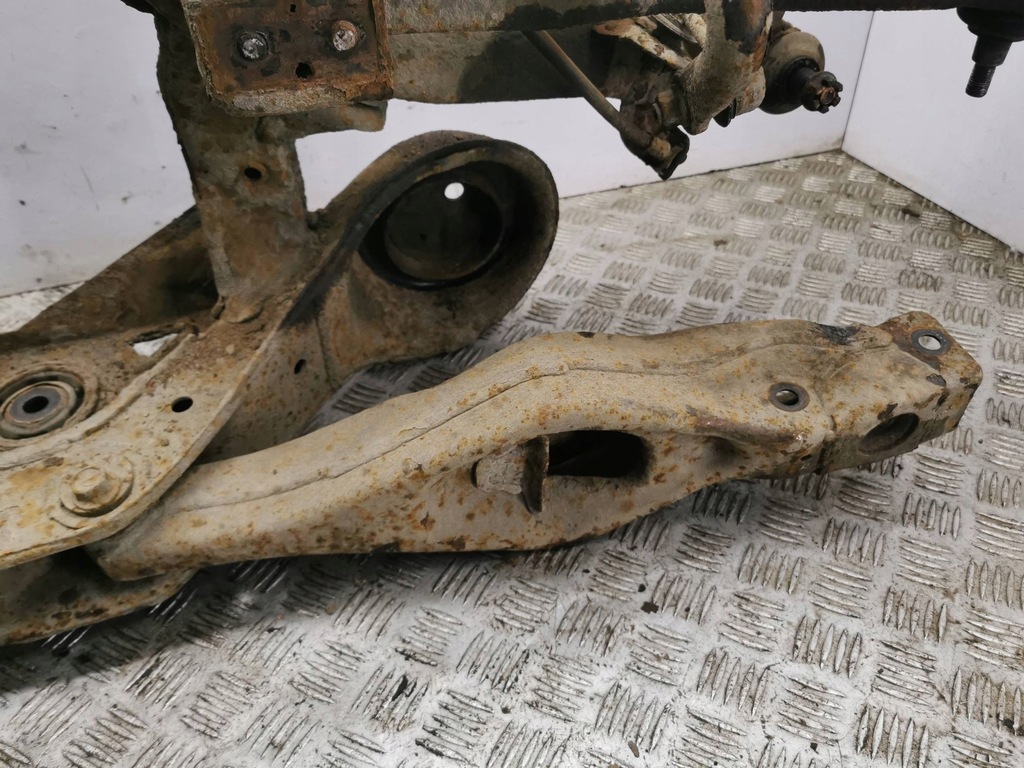 фото №5, Mitsubishi pajero 2007 рама допоміжна задня