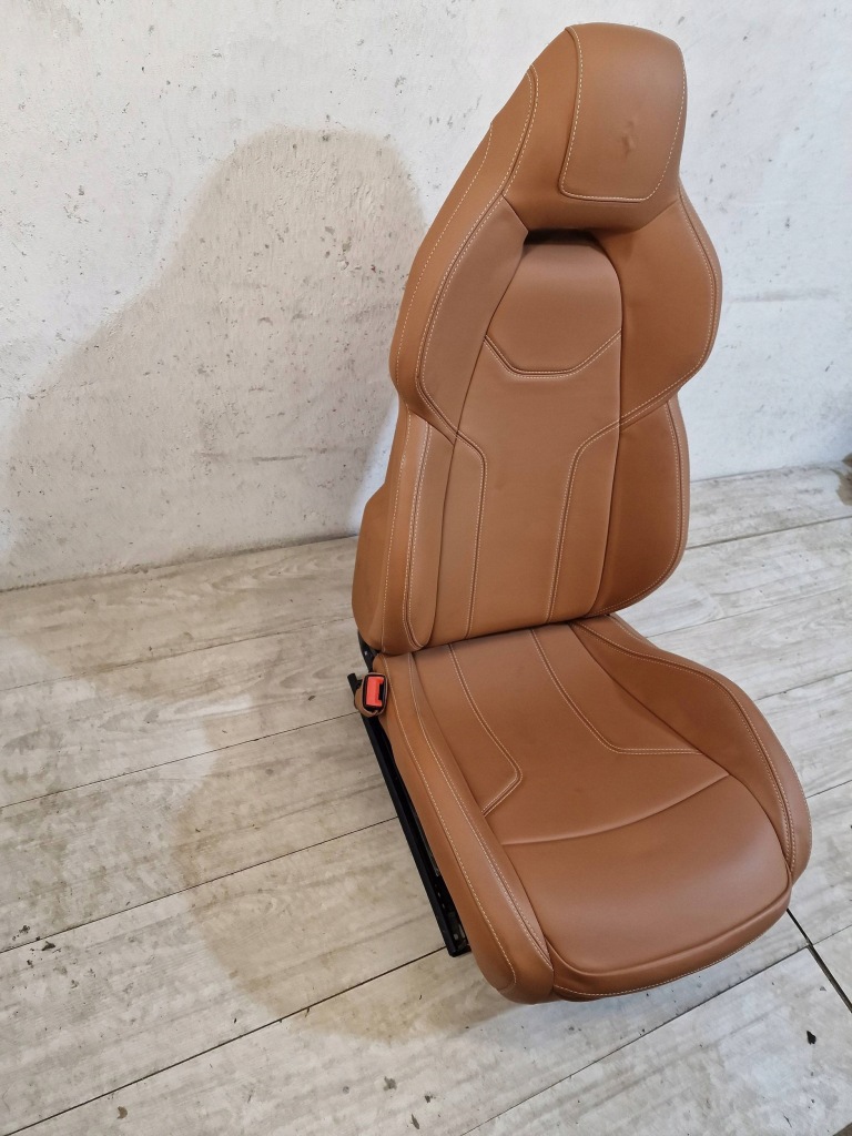 Ferrari ff 2015 сидіння водій Доставка