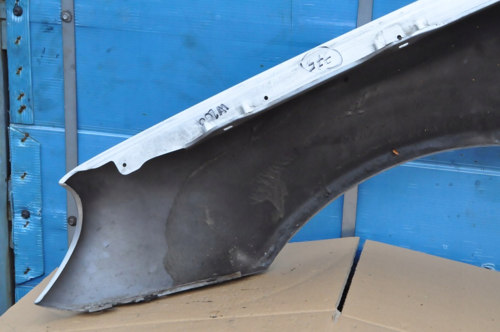 фото №3, Mercedes w209 крыло правый перед передний