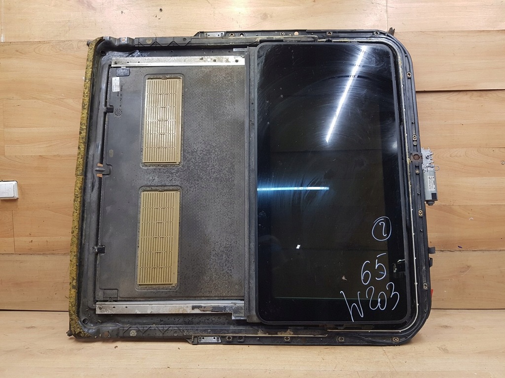 фото №1, Люк mercedes w203 sedan