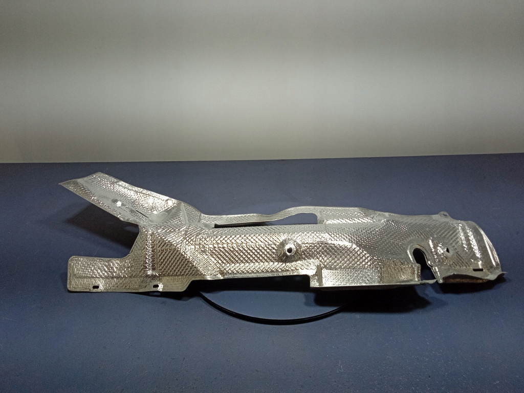 фото №1, Mercedes gls x167 изоляция защита тепловая a1676801705