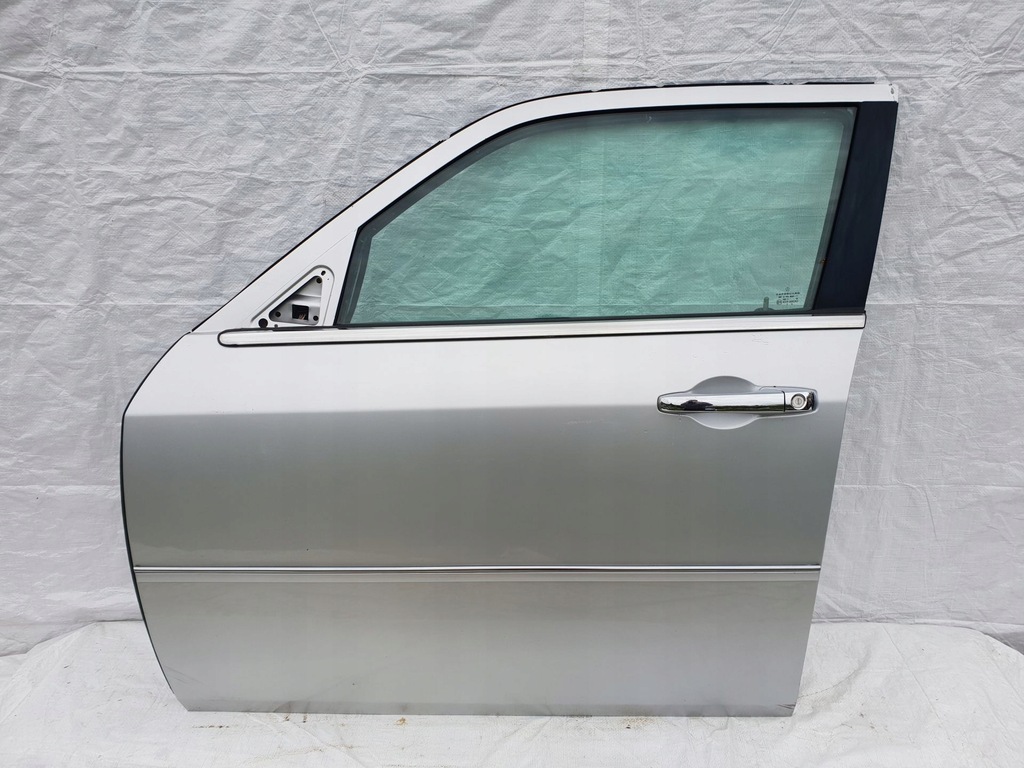 фото №1, Chrysler 300c 04-10 дверь левый перед передние левая