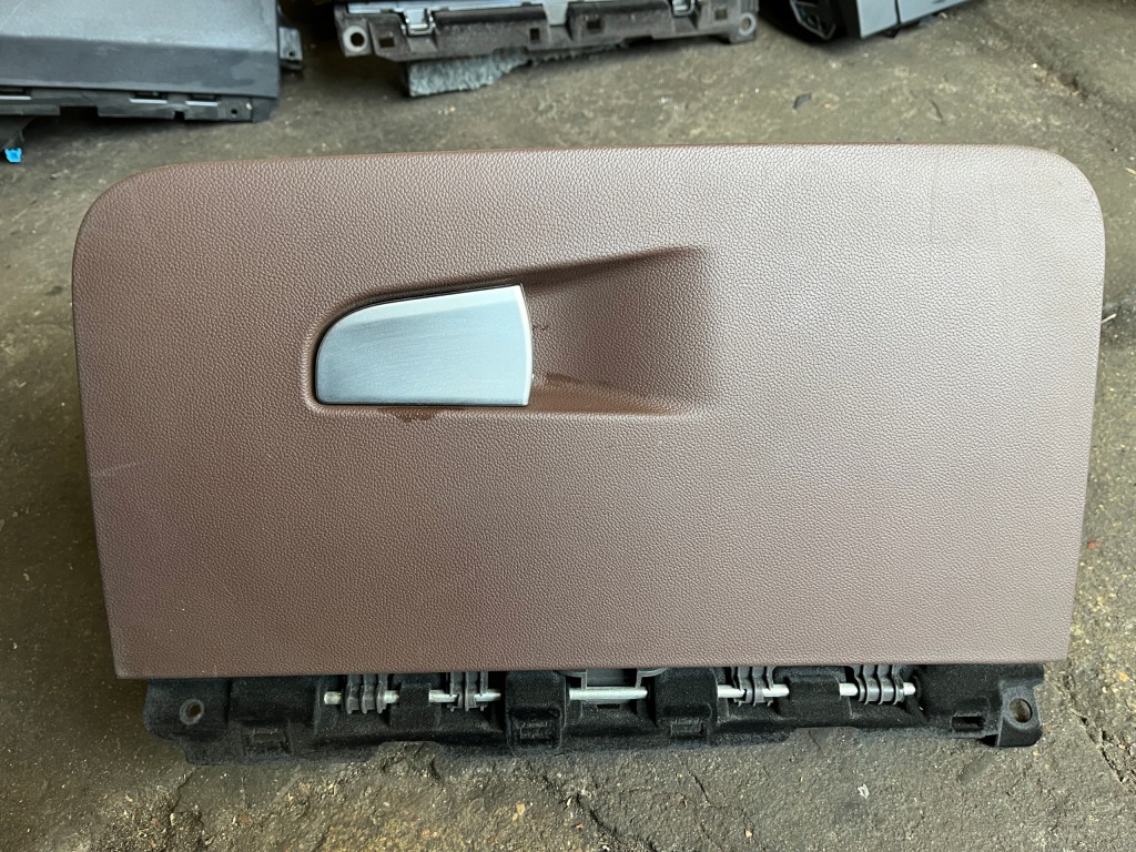 фото №1, 65 alfa romeo stelvio бардачок пасажира правий europa