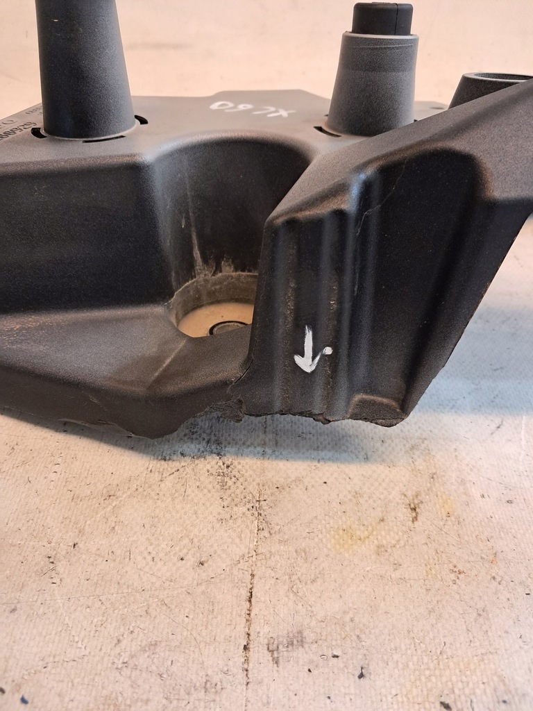 фото №6, Напрямна кронштейн крила правий перед xc60 ii 32288929