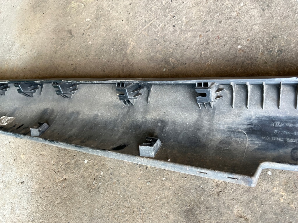 фото №6, Kia stonic 17- молдинг накладка порог порог правая