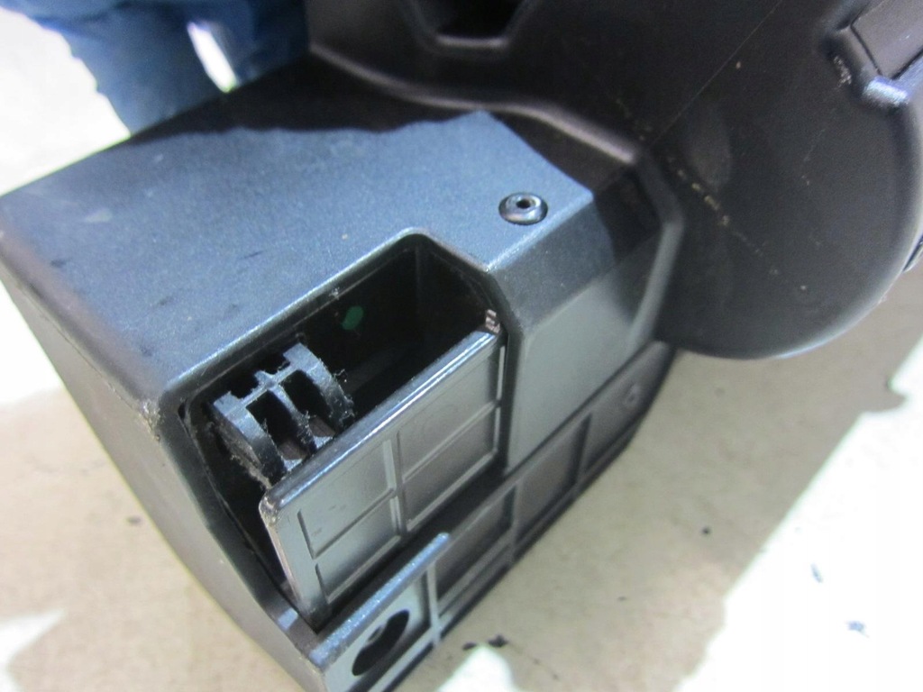 фото №9, Bmw x3 f25 шторка задняя багажника czarna 7222208 51477222208