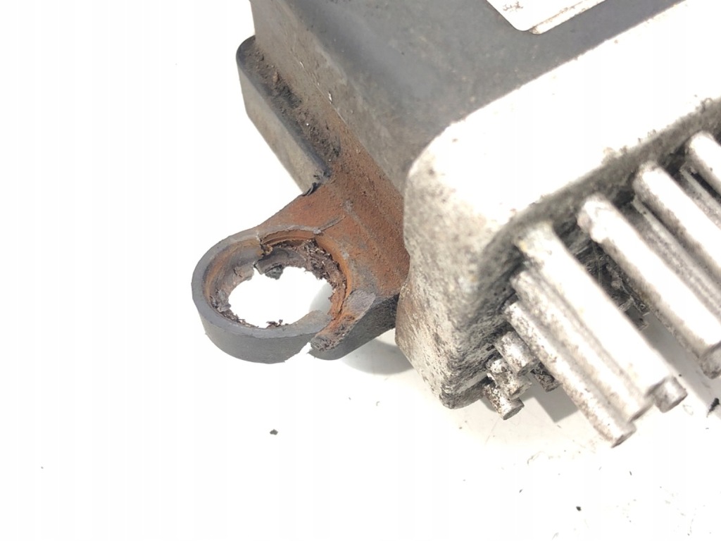 фото №7, Модуль вентилятора audi a5 8t 8k0959501g 2.0 177km 07-17 блок керування