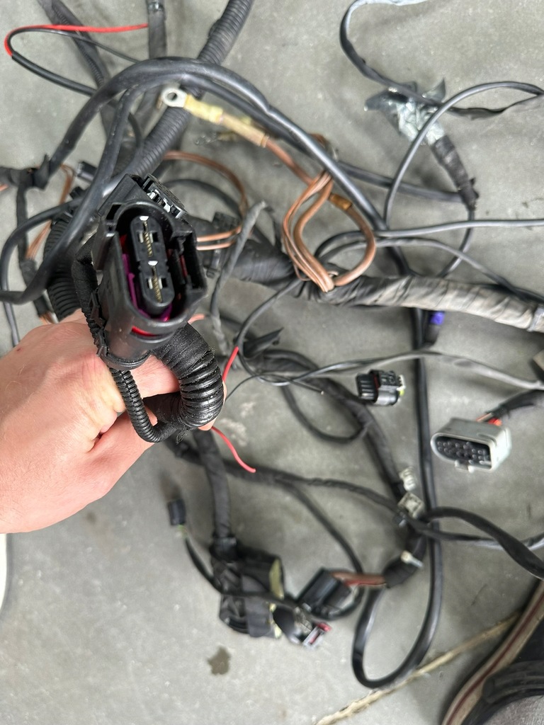 фото №12, Электропроводка салона, жгут салон, середина mercedes w447 vito europa