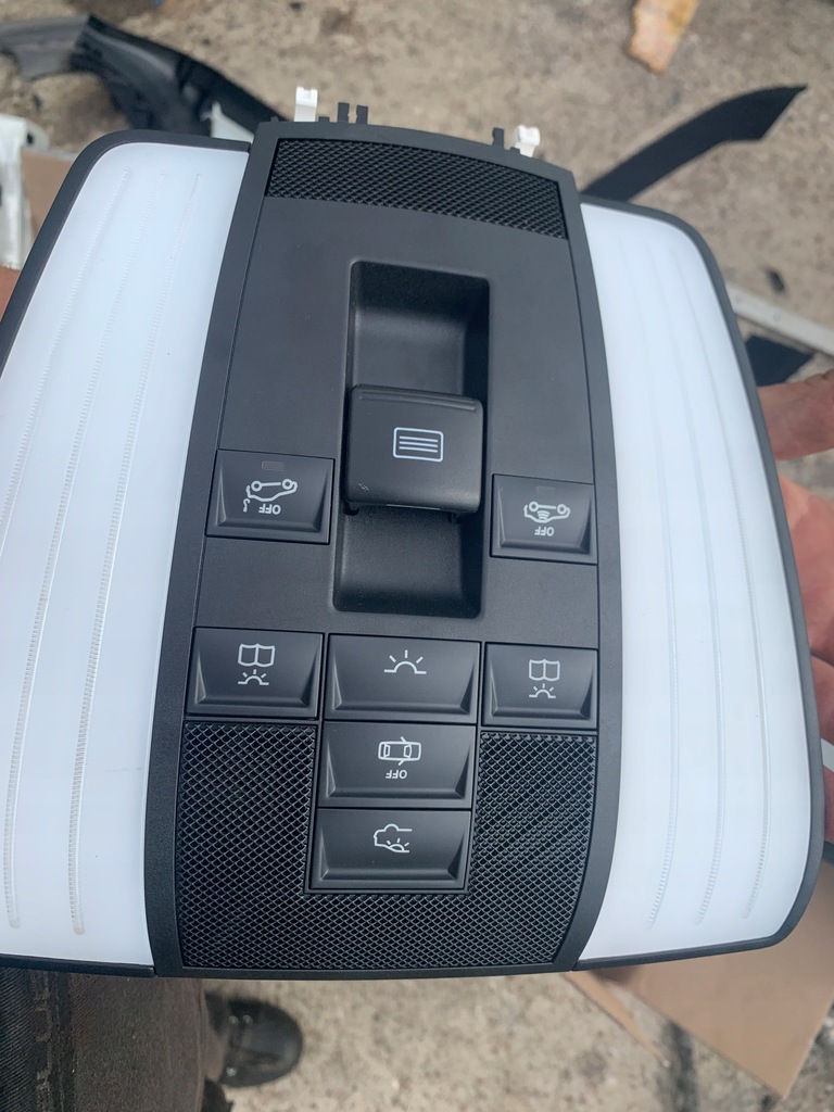 фото №1, Mercedes w212 лампа люк a2129064501