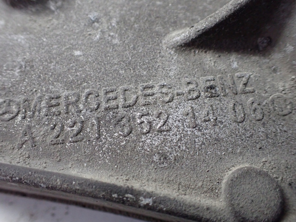 фото №8, Кронштейн підпора міст mercedes s500 w221 a2213521406