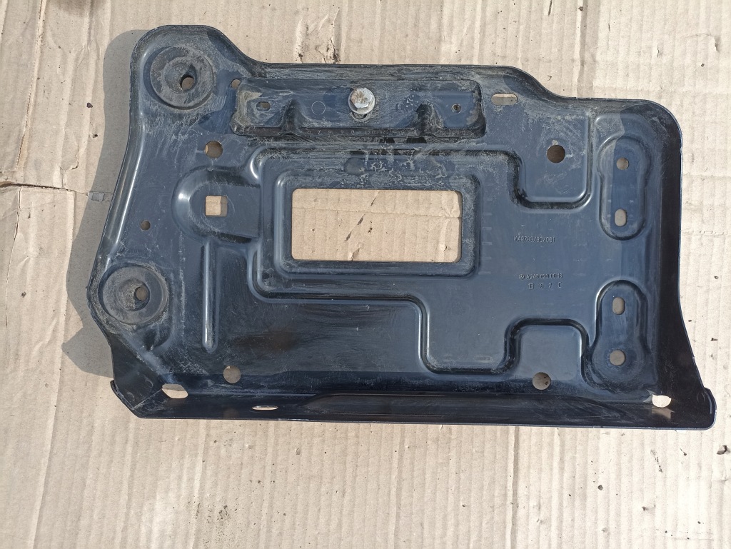 фото №1, Основа акумулятор комплектна mercedes w117 w176 w246 amg