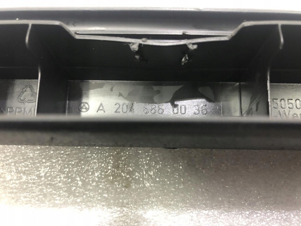 фото №11, Молдинг порог правая mercedes w204 2046860036