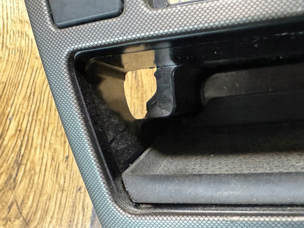 фото №5, Рамка 1 din passat b5 карбон карбон радіо консоль