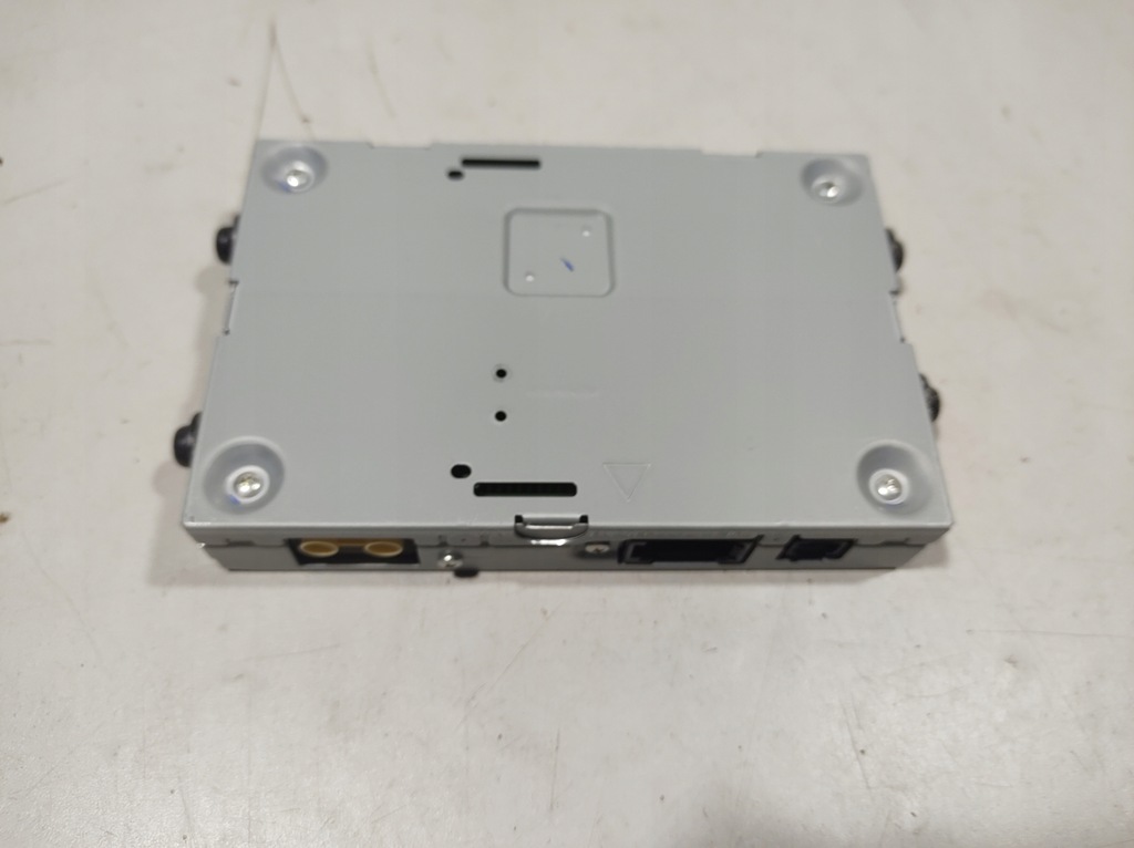 фото №5, Volvo xc60 2.0d 16- усилитель антенны dab 31667457