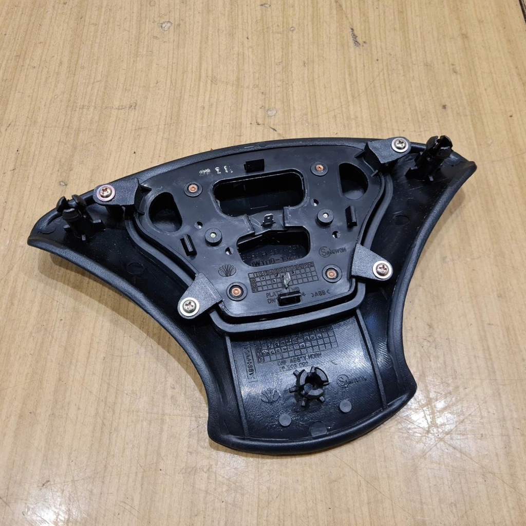 фото №5, Daewoo nubira заглушка руля кнопка сигнал nowa !