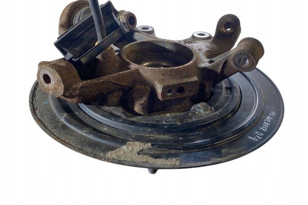 фото №10, Ступица заднего правого колеса jeep grand cherokee iv wk, wk2 04877112ac