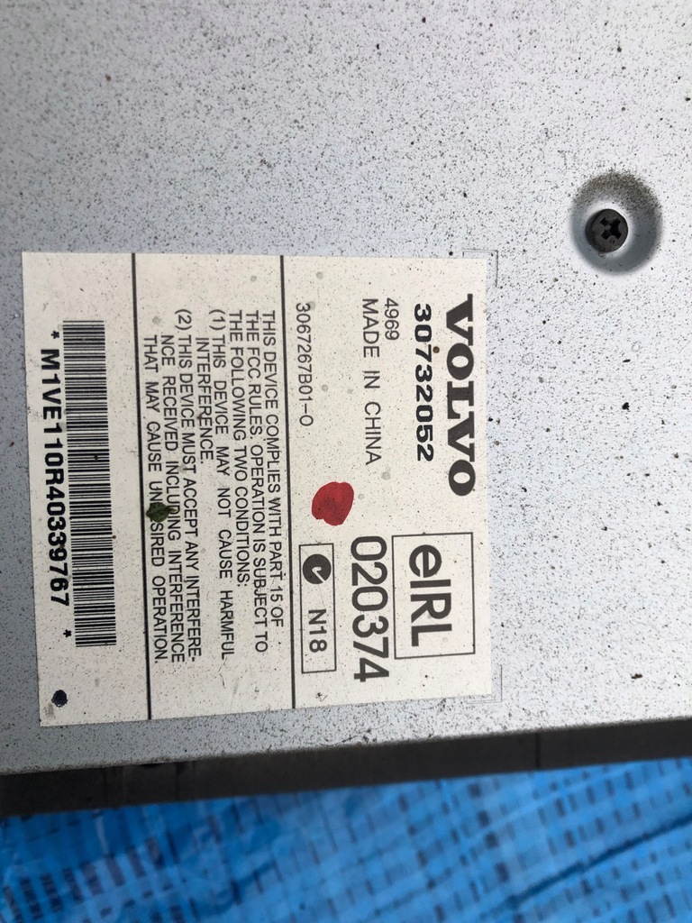 фото №2, Volvo s40 v50 підсилювач радіо cd 30732052