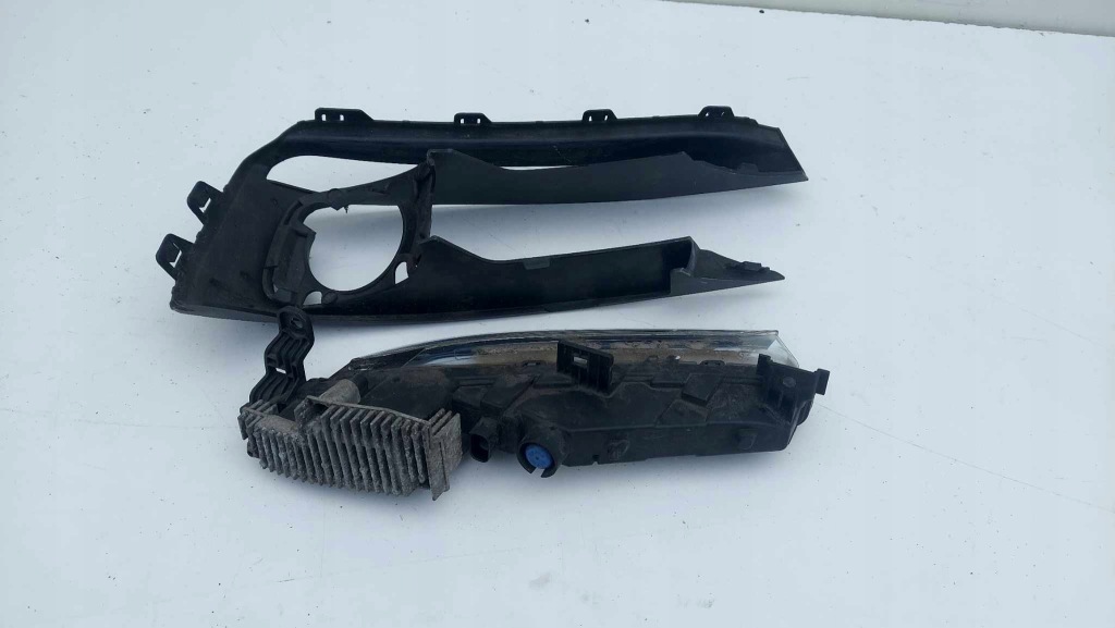 фото №7, Porsche panamera 971 противотуманная фара led drl левый решётка левая 2466