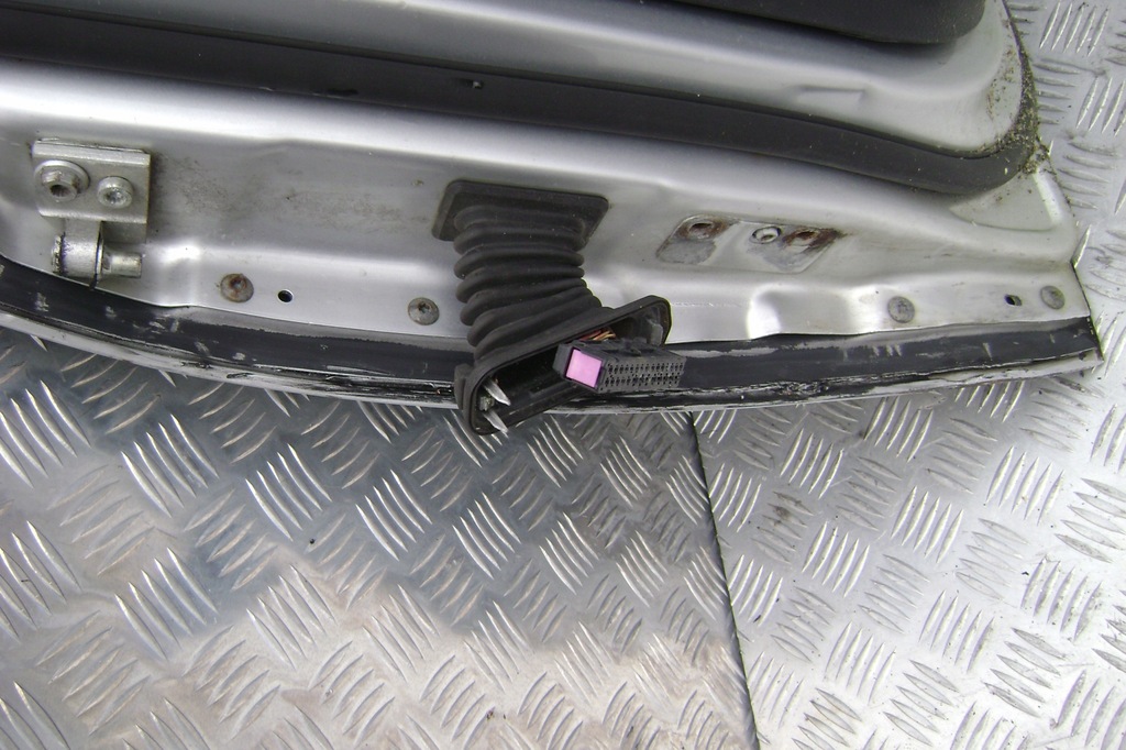 фото №5, Vw golf vi kombi - двері передні праве la7w