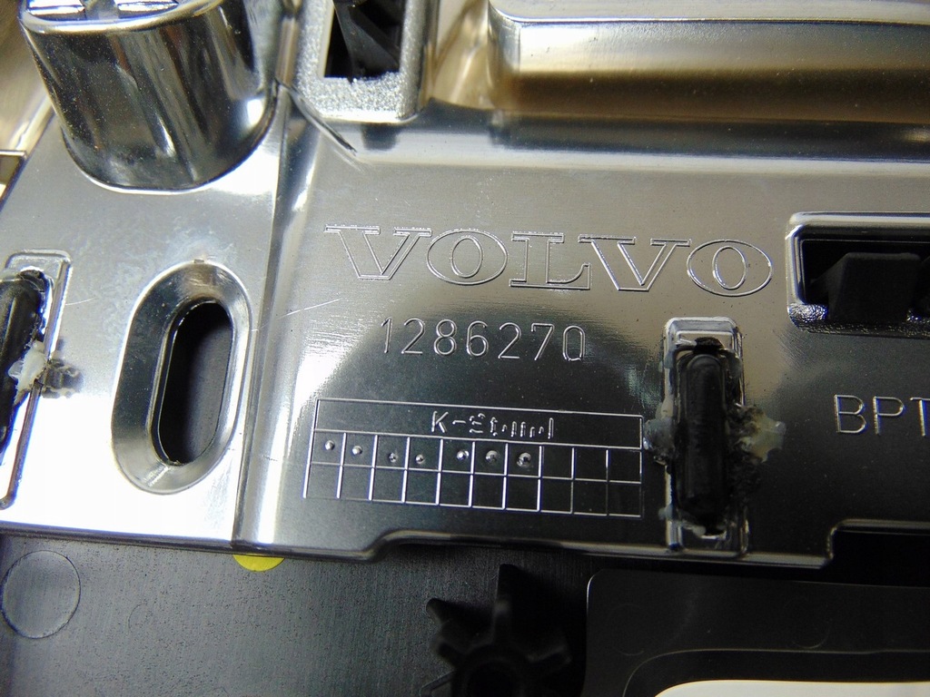 фото №16, Рамка домкрата перемикання передач панель volvo s80 ii 31291378 1286270