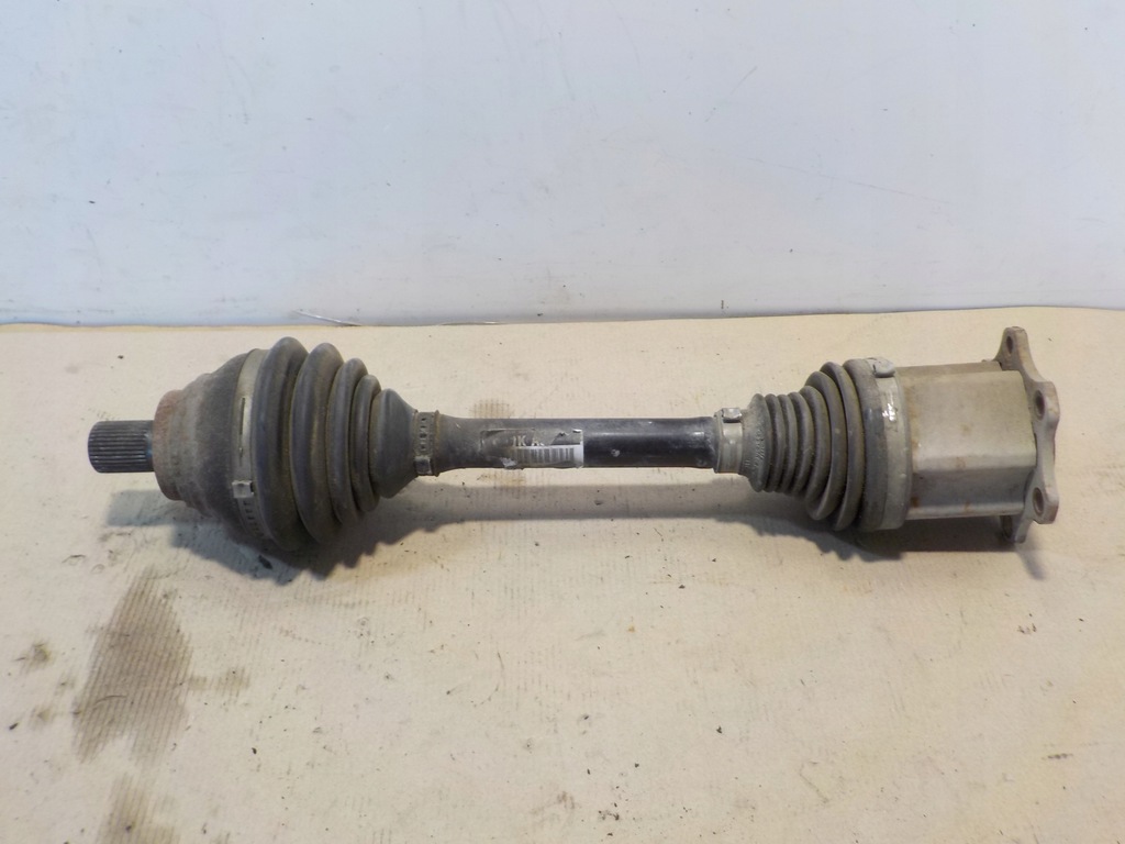 фото №1, Приводной вал левый задняя skoda octavia 407283d ii