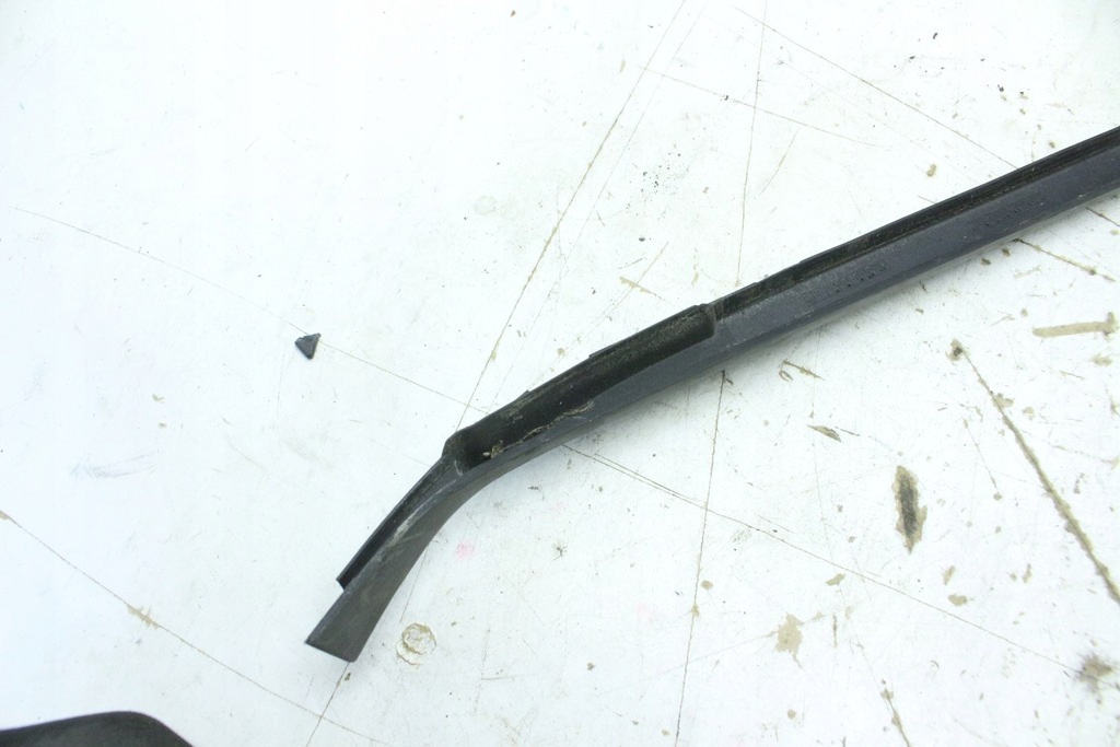 фото №8, Левая молдинг стекло лобовое передней 7n0854327 seat alhambra ii 7n