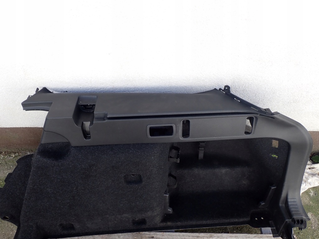 фото №5, Обшивка багажника правый skoda octavia iii 2019 europa 5e9867428ar