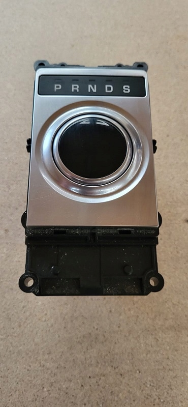 фото №1, Discovery v l462 17^ панель ручка переключения передач