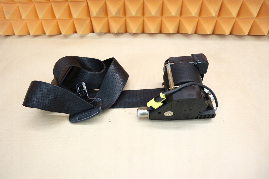 фото №1, Mercedes ml w163 lift pas безопасности правый перед a1638603285