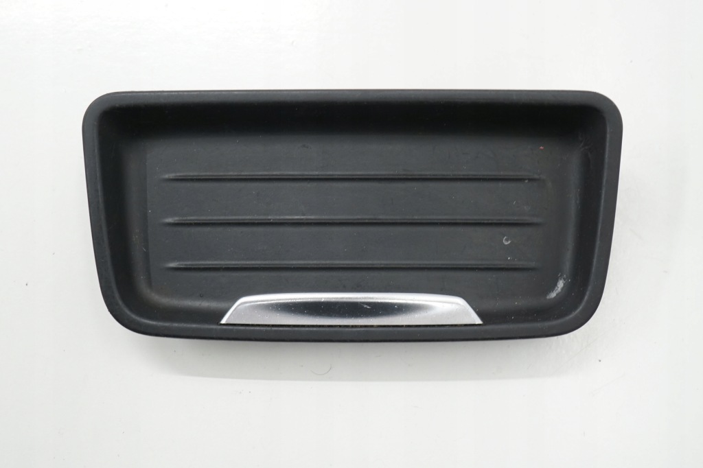 фото №1, Bmw 3 f30 f31 12r бардачок захист cupholdera 9232068