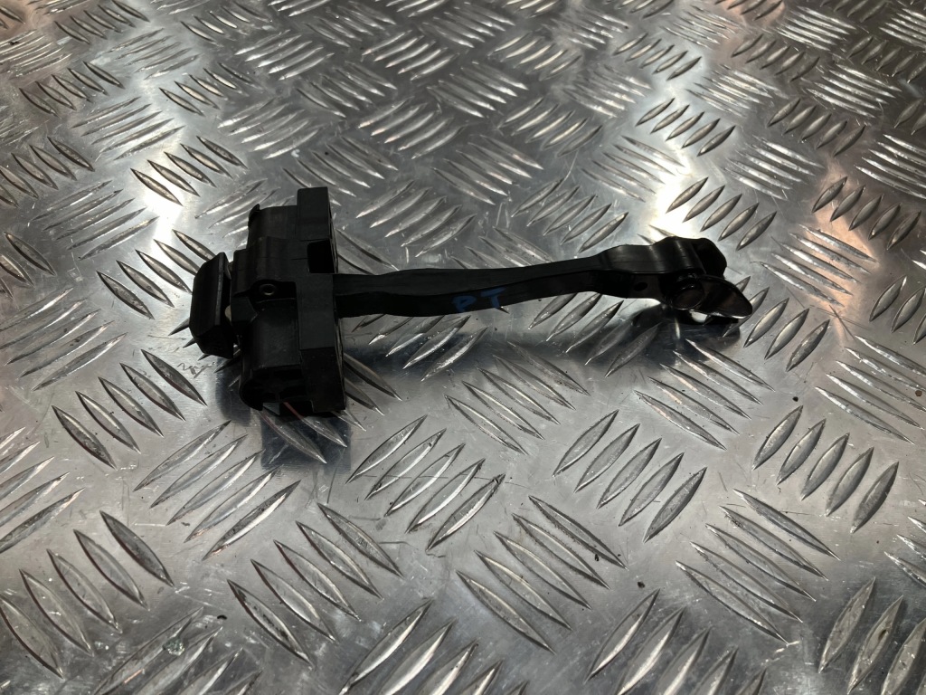 фото №1, Ограничитель дверь правый задняя bmw x1 f48