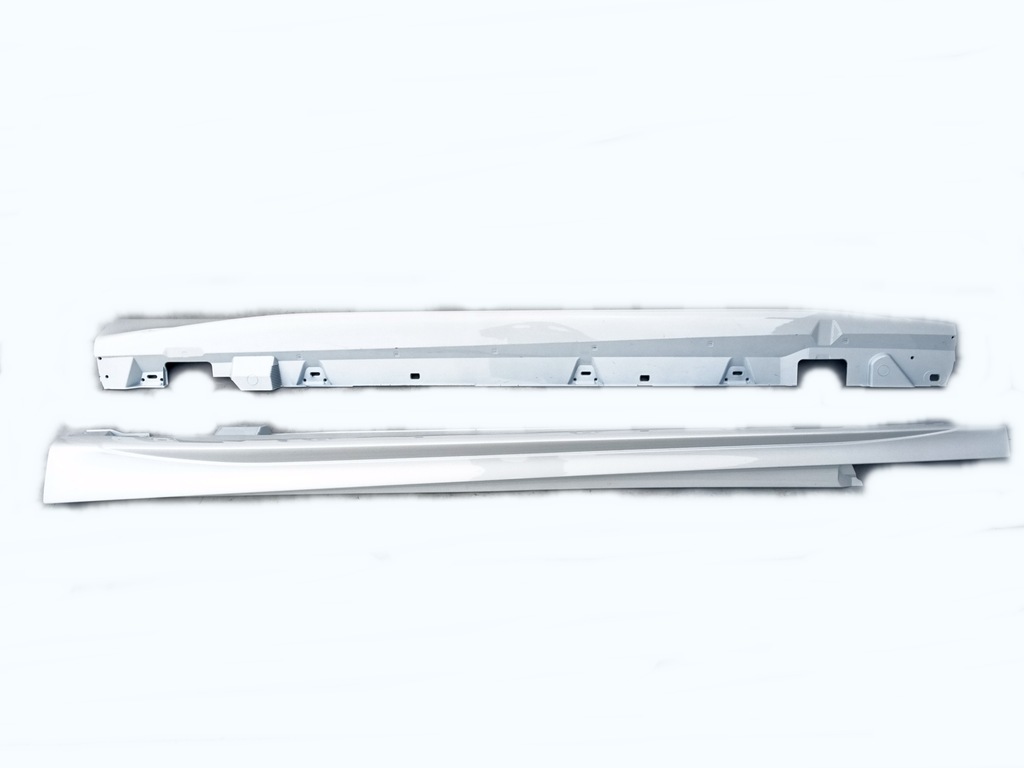 фото №1, Накладки пороговые левая правая mercedes w206 c amg