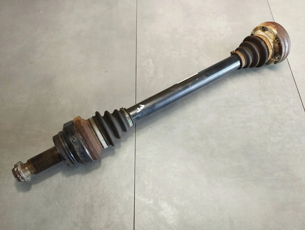 Купити Bmw x5 f15 4.4 v8 привідний вал права задній 7564558