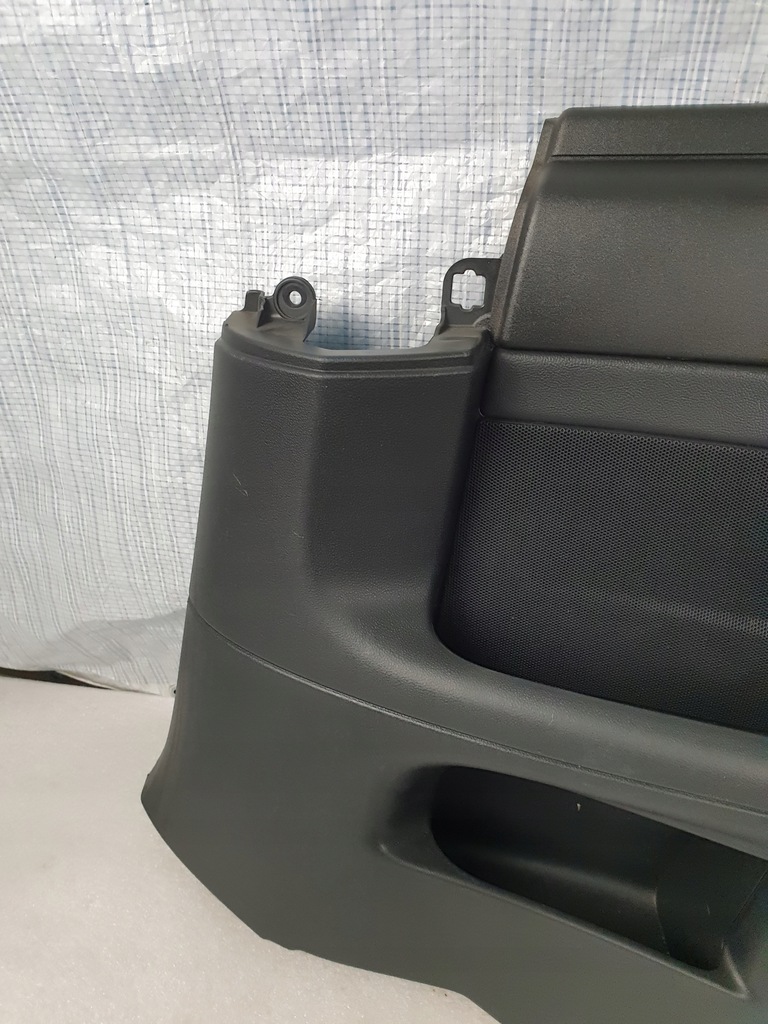 фото №5, Обшивка оббивка задня правий volvo c30 r-design