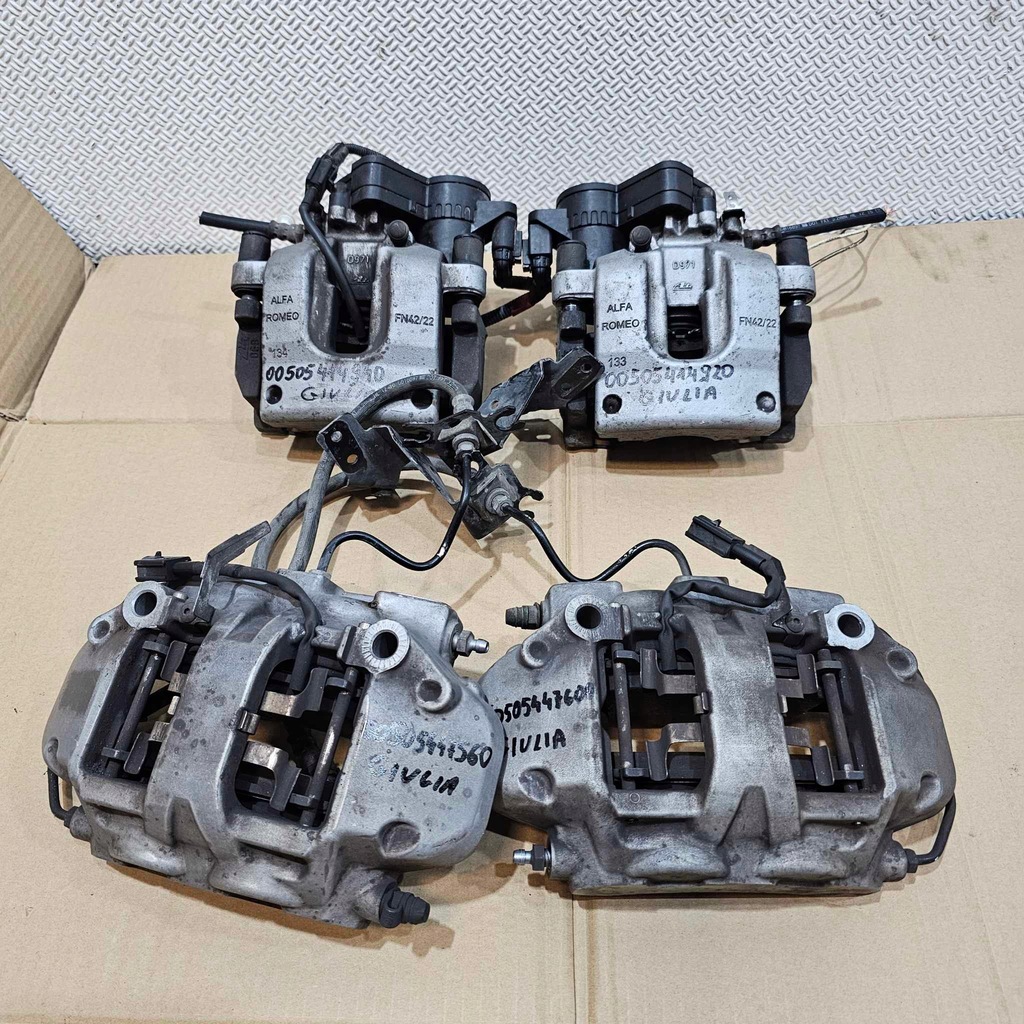 фото №1, Alfa romeo giulia суппорт hamulcowty задний передний перед левый правый